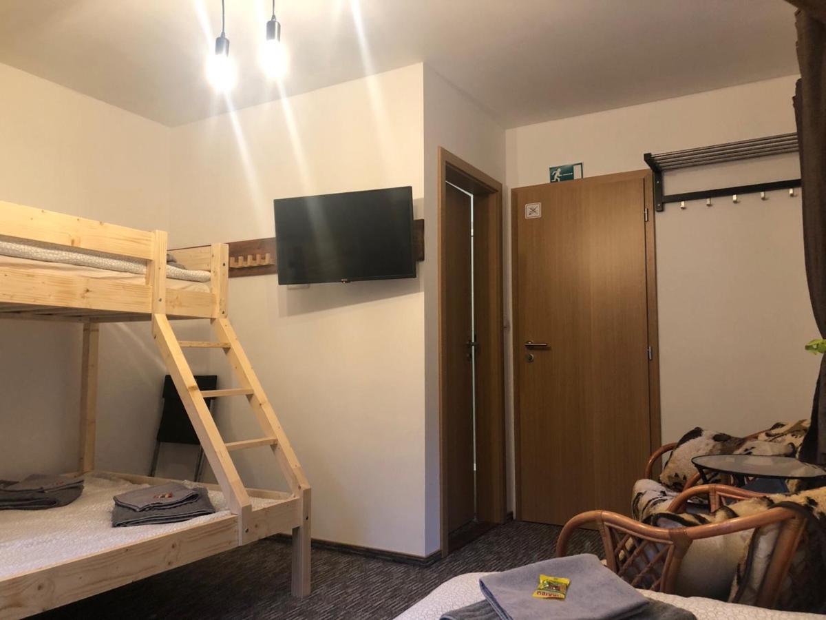 Wolf House Klinovec Hotell Loučná pod Klínovcem Eksteriør bilde